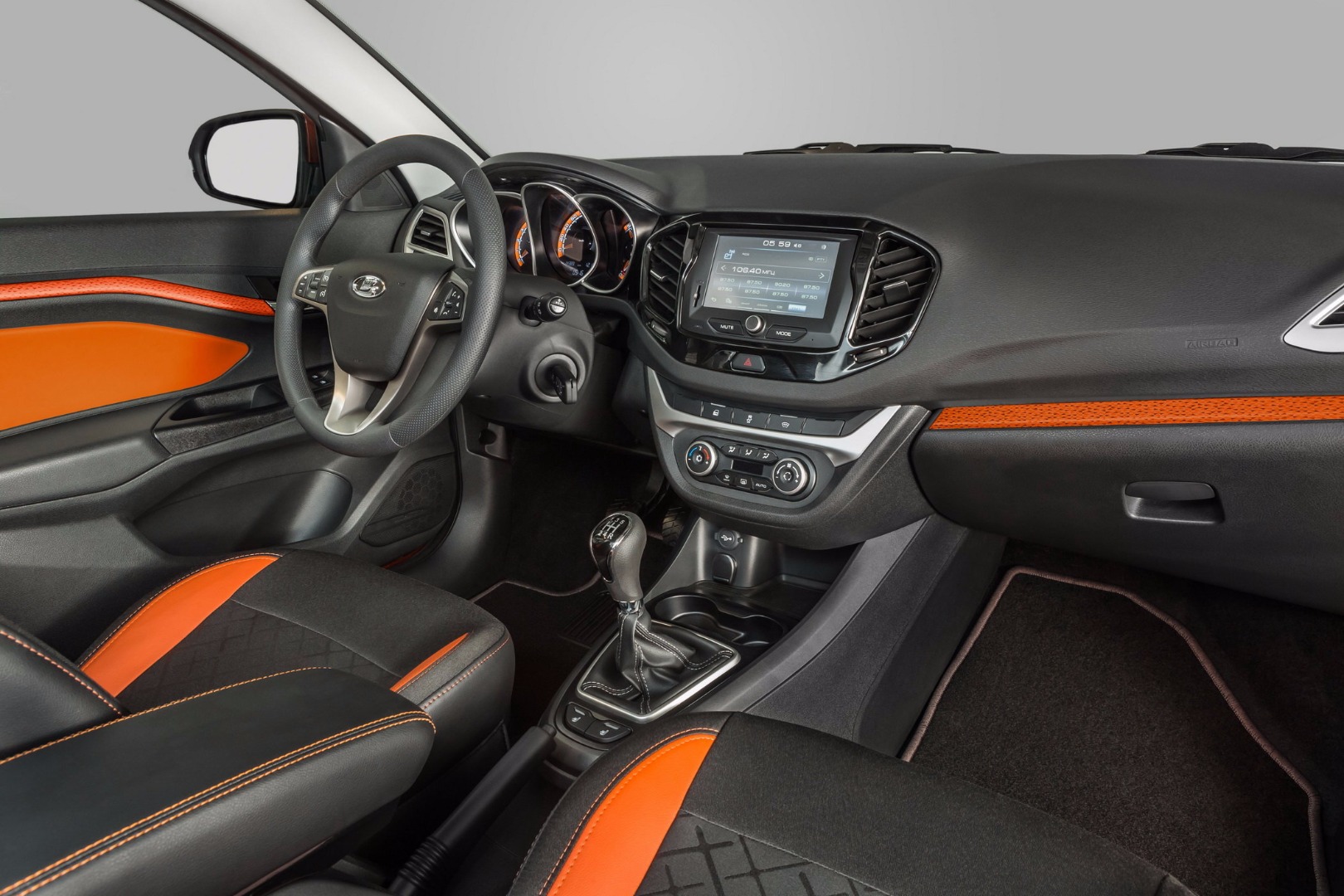 Каким будет интерьер универсалов LADA Vesta SW