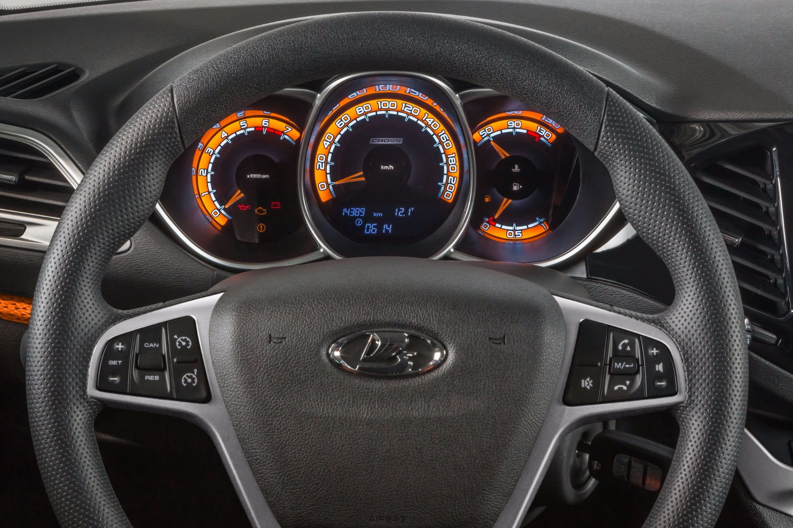 Каким будет интерьер универсалов LADA Vesta SW